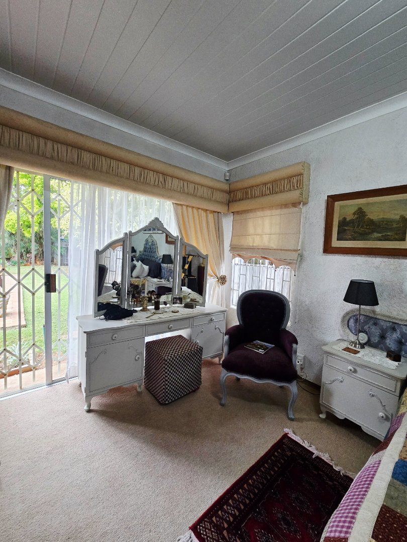 5 Bedroom Property for Sale in La Hoff North West